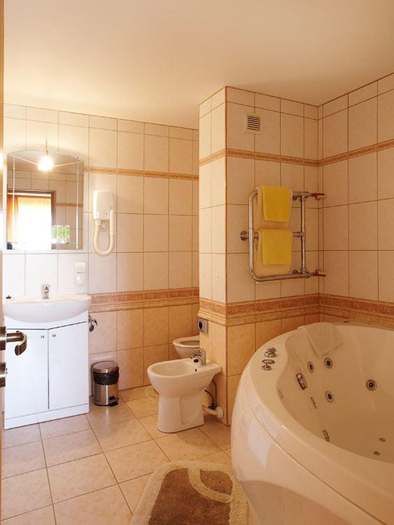 Hotel Talsi Pokoj fotografie